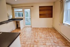 Kitchen/Diner- click for photo gallery